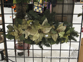 Jane Oakes made this wreath