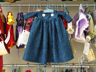 Janice Estes sewed this doll dress

