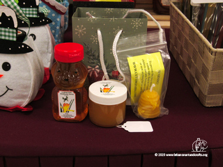 Honey gift bag (honey, creamed honey, beeswax candle)