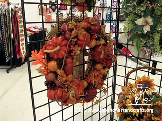 Jane Oakes made this Thanksgiving wreath
