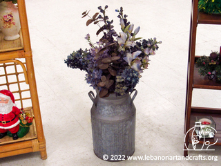 Jane Oakes created this floral arrangement