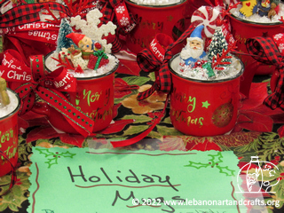 Decorative holiday mugs