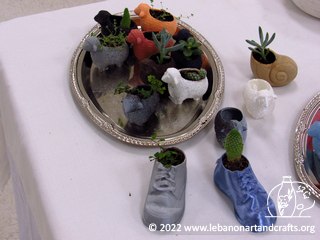 Tiny planters with live plants