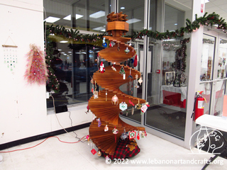 The Lebanon Art & Crafts Christmas tree from 2022.