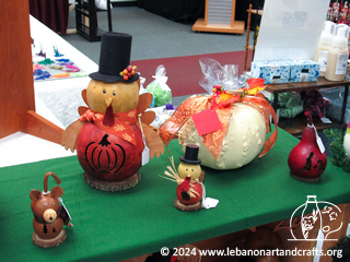 Thanksgiving gourd figurines