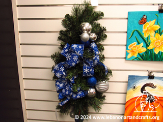Holiday boughs