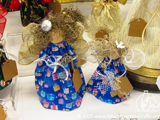 Angel tree topper and tabletop decorations