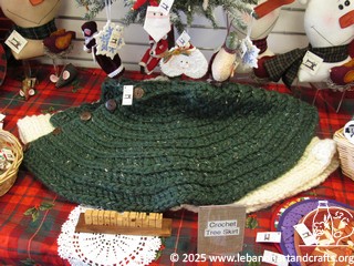 Crocheted tree skirt